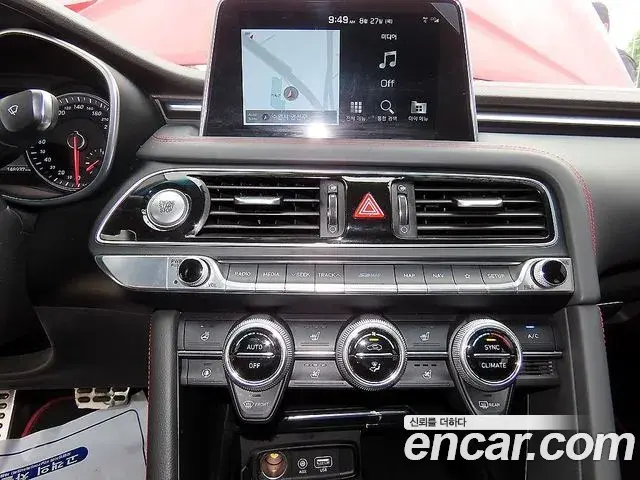Genesis G70 2019 — Photo 12/20