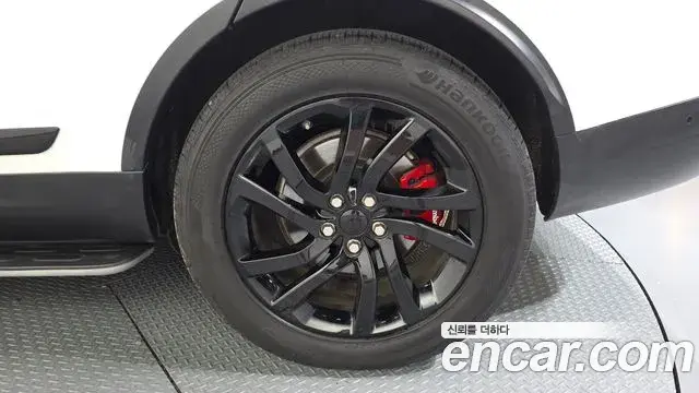 Land Rover Discovery 5 2019 — Şəkil 25/25