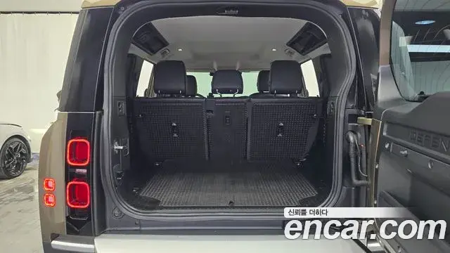 Land Rover Defender 2020 — Фото 20/20