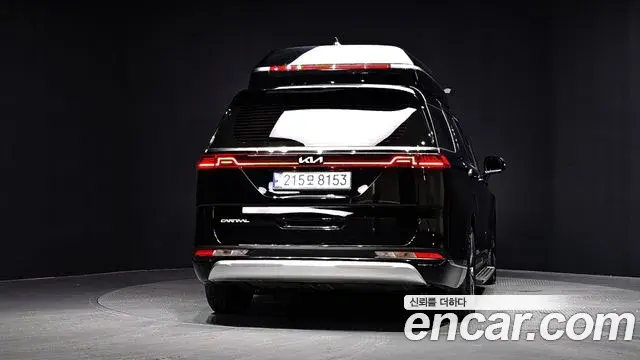 Kia Carnival 2023 — Фото 3/20