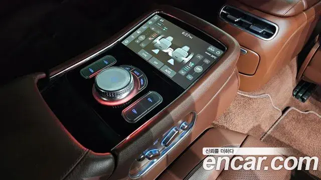 Genesis G90 2022 — Фото 17/20