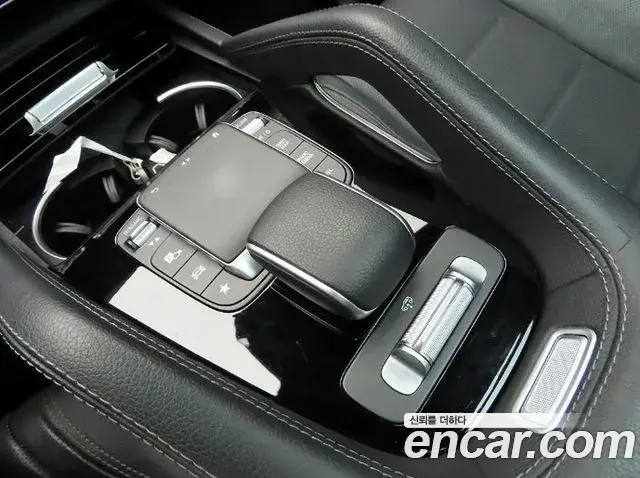 Mercedes-Benz GLE-Class 2023 — Фото 11/20