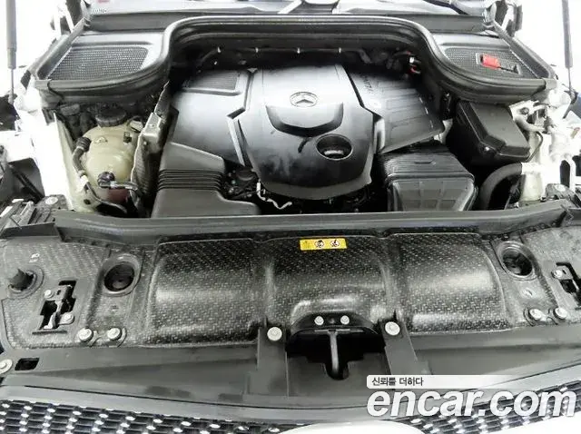 Mercedes-Benz GLE-Class 2023 — Фото 20/20