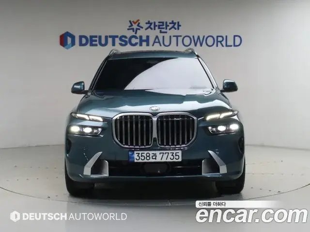 BMW X7 2023 — Фото 2/20
