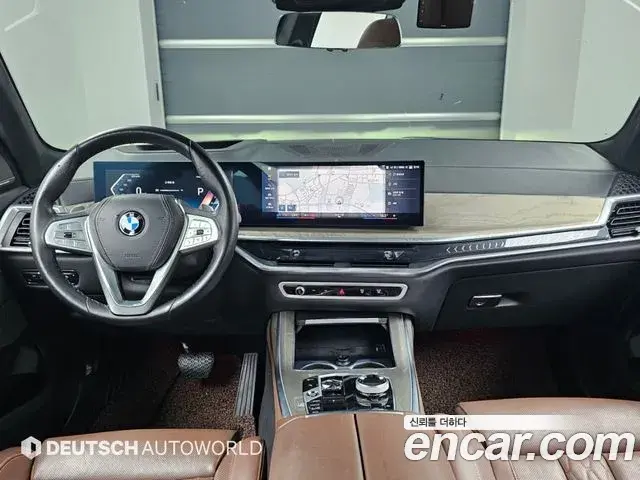 BMW X7 2023 — Фото 6/20