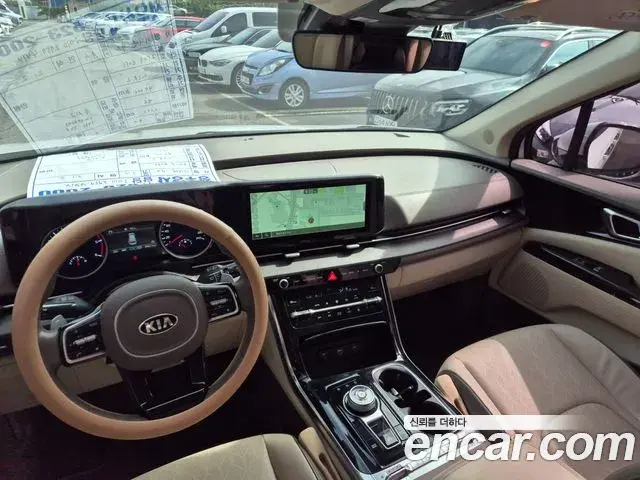 Kia Carnival 2021 — Фото 6/20