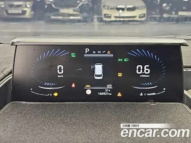 Hyundai Staria 2021 — Фото 5/19