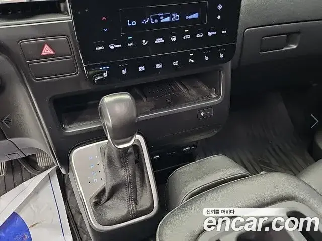 Hyundai Staria 2021 — Фото 7/19