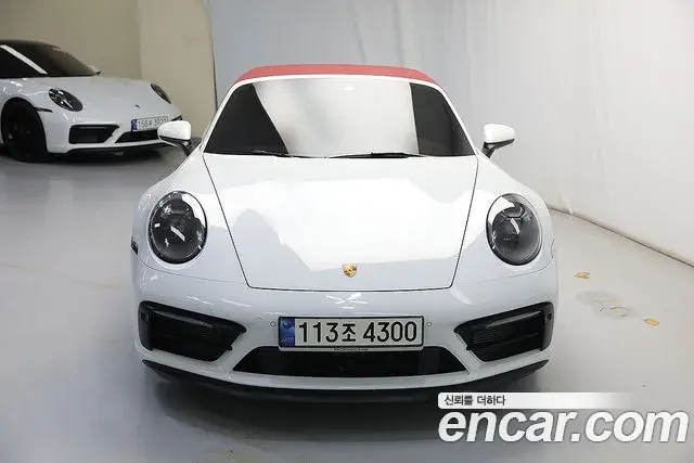 Porsche 911 2022 — ფოტო 1/16