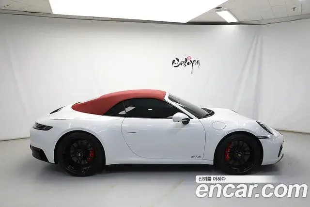 Porsche 911 2022 — ფოტო 9/16