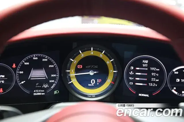 Porsche 911 2022 — ფოტო 7/16