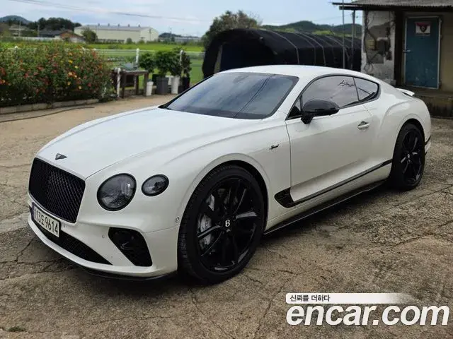 Bentley Continental GT 2018 — Photo 4/11