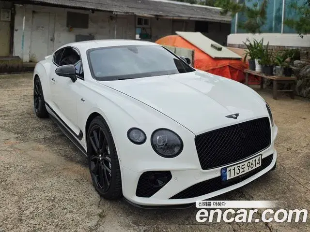 Bentley Continental GT 2018 — Photo 5/11