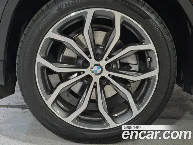 BMW X4 2024 — Фото 4/20