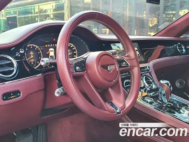 Bentley Continental GT 2019 — Photo 5/13