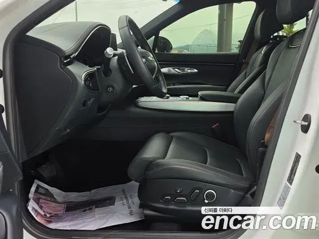 Genesis GV70 2021 — Photo 9/20