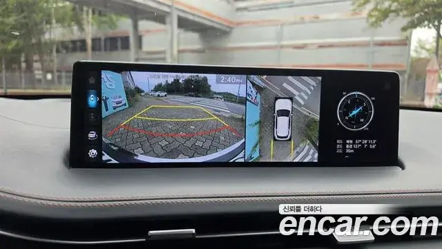 Genesis GV70 2021 — Photo 12/20