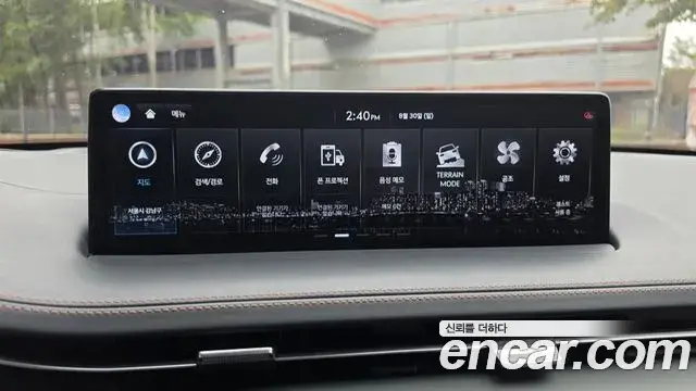 Genesis GV70 2021 — Photo 14/20