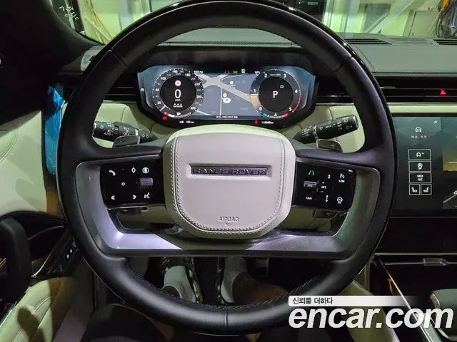 Land Rover Range Rover 2025 — Photo 19/20