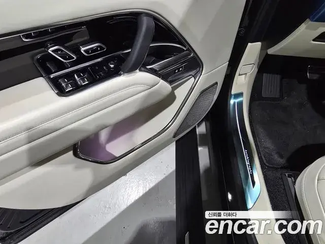 Land Rover Range Rover 2025 — Photo 3/20