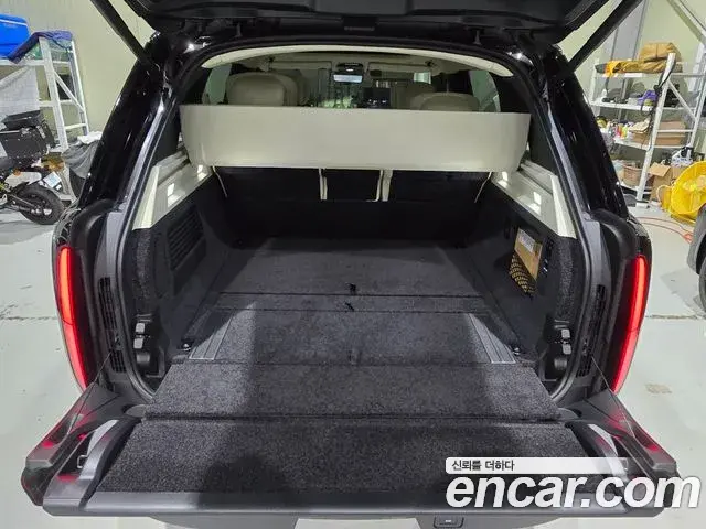 Land Rover Range Rover 2025 — Photo 8/20