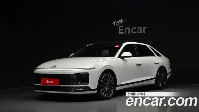 Hyundai Grandeur 2022 — ფოტო 1/20