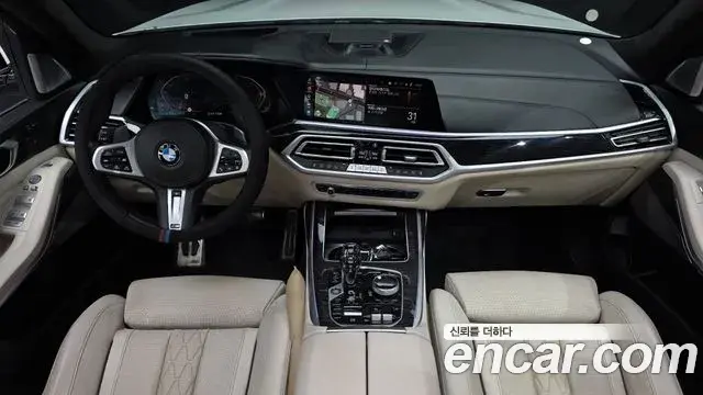 BMW X7 2021 — Фото 7/20