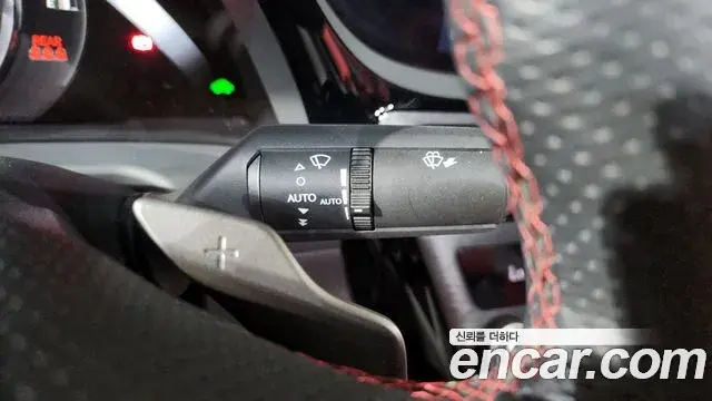 Lexus ES300h 2022 — ფოტო 7/33