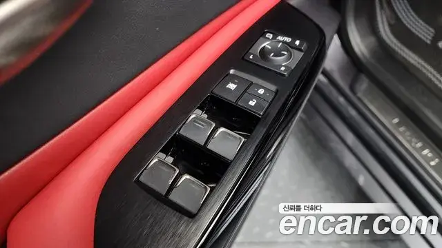 Lexus ES300h 2022 — ფოტო 33/33