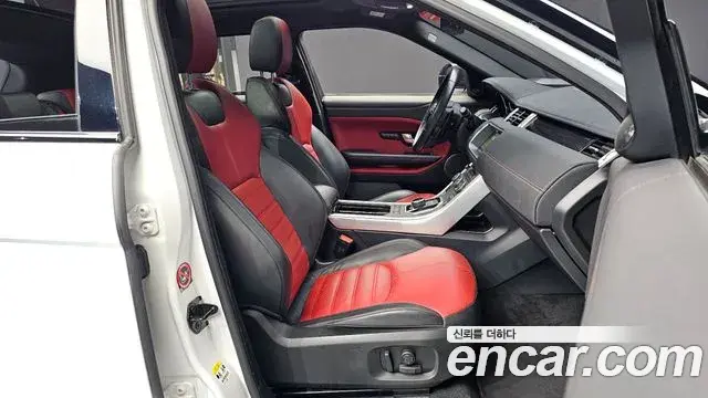 Land Rover Range Rover Evoque 2018 — Фото 11/20