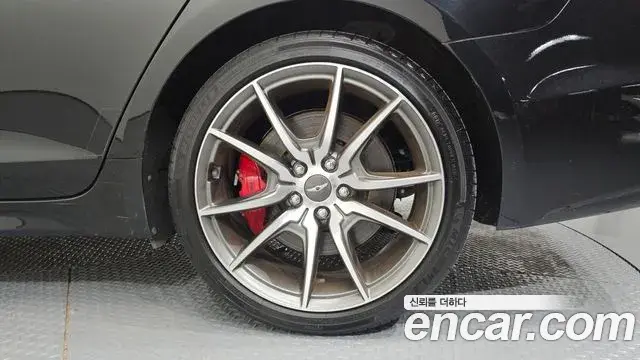 Genesis G70 2019 — Şəkil 26/30