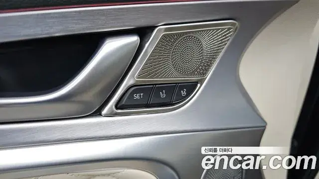 Genesis G70 2019 — Şəkil 29/30