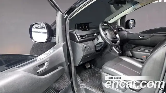 Hyundai Staria 2021 — Фото 9/20