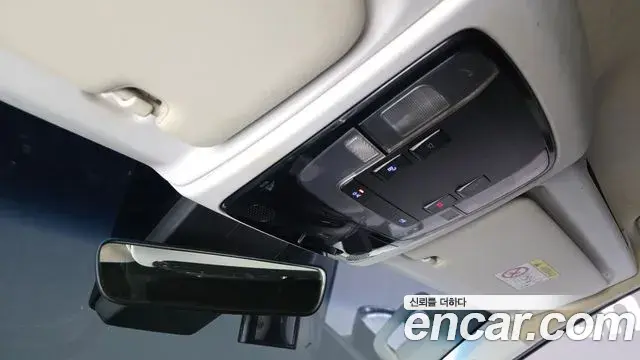 Hyundai Staria 2021 — Фото 20/20