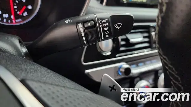 Genesis G70 2018 — ფოტო 21/33