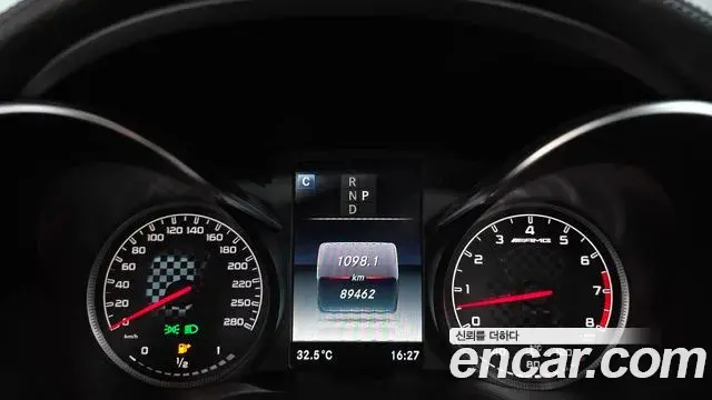 Mercedes-Benz C-Class 2018 — Фото 8/20