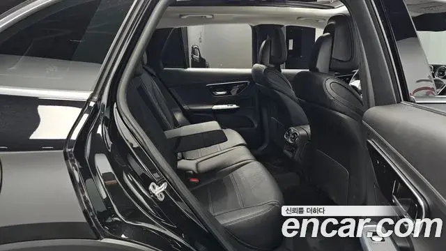 Mercedes-Benz GLC-Class 2023 — Фото 12/20