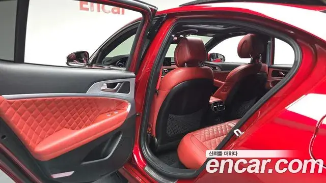 Genesis G70 2021 — ფოტო 36/41