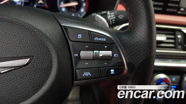 Genesis G70 2021 — ფოტო 27/41