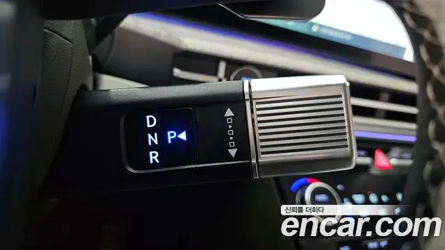 Hyundai Santa Fe 2024 — Фото 9/20