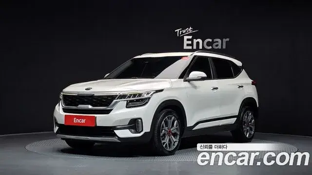 Kia Seltos 2019 — Фото 1/20
