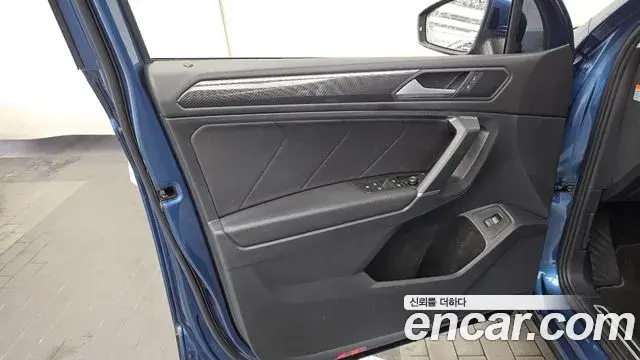 Volkswagen Tiguan Allspace 2020 — Şəkil 18/31