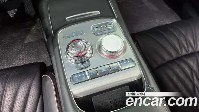 Genesis G90 2022 — Photo 9/20
