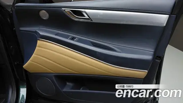 Genesis GV80 2021 — Photo 30/34