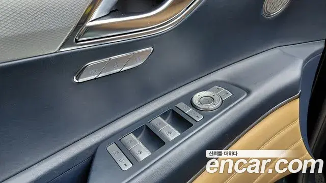 Genesis GV80 2021 — Photo 11/34