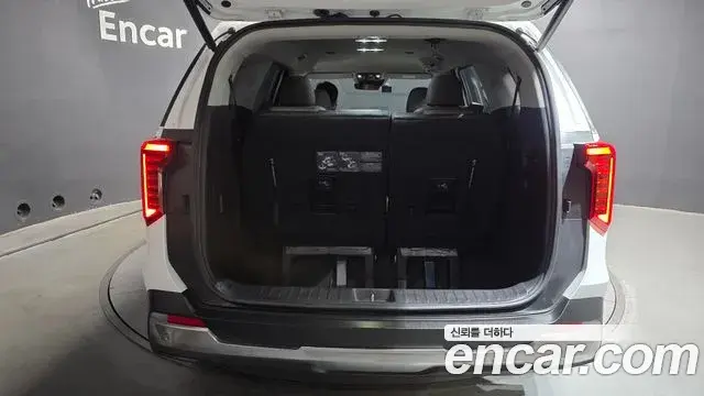 Kia Carnival 2024 — Şəkil 22/34