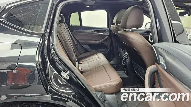 BMW X4 2024 — Photo 11/20