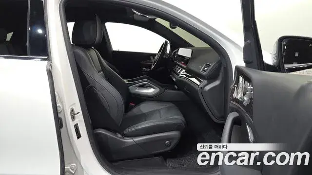 Mercedes-Benz GLE-Class 2022 — Фото 11/20
