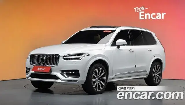 Volvo XC90 2020 — Фото 1/20