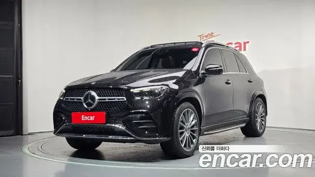 Mercedes-Benz GLE-Class 2024 — Фото 1/20
